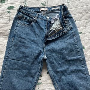 Guess Mom Jeans Size 29, Lightly Used